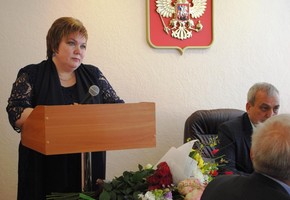 Глава города Шарыпово Наталья Петровская торжественно вступила в должность