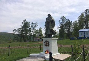 В Горячегорске обновили памятник
