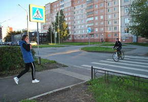 9 пешеходных переходов в Шарыпово этим летом сделали безопаснее и удобнее