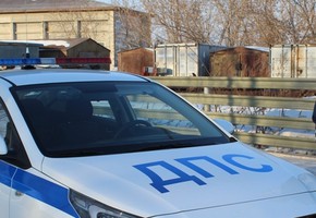 Сотрудники Госавтоинспекции за выходные выявили более 70 нарушений ПДД