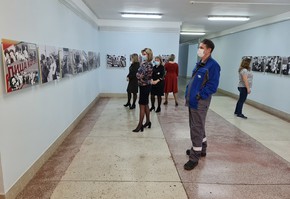 На Березовской ГРЭС открылась фотовыставка, посвященная 40-летию города Шарыпово
