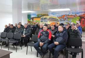 В г. Шарыпово сотрудники Госавтоинспекции провели рабочую встречу с водителями автотранспортного предприятия, чтобы напомнить им о безопасности детей на дорогах в зимний период